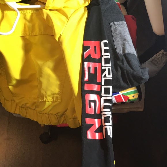 Forever 21 - Picture 2 of 3